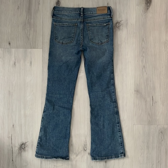 Abercrombie Kids EUC low-rise boot jeans size 7/8 regular - Picture 4 of 5